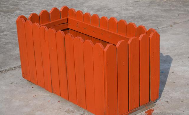 水性漆對(duì)公司公園花箱改造過(guò)程 代理商廠(chǎng)家 水性漆對(duì)公司公園花箱改造過(guò)程 代理商廠(chǎng)家